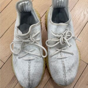 Yeezy boost 360 used sneakers